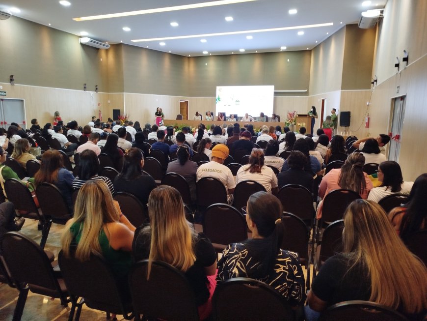 Conselheiros de Laranjal do Jari participam da 15ª Conferência Estadual de Assistência Social em Macapá.