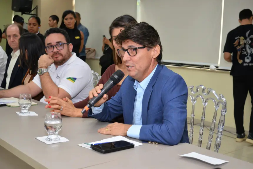 'Ter um voo Macapá-Rio todos os dias é política pública de desenvolvimento', ressalta governador Clécio Luís ao assinar redução do ICMS para a GOL