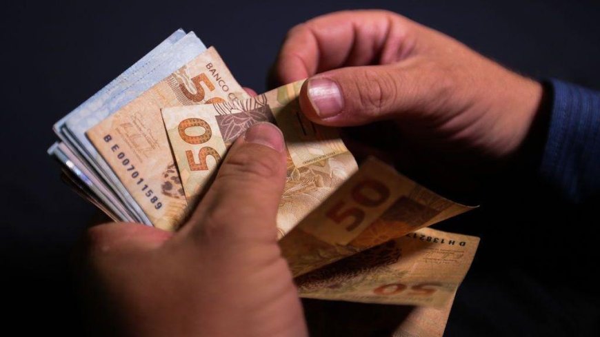 Governo publica decreto com reajuste do salário mínimo para 2026