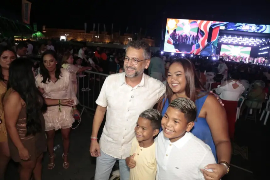 '2025 foi muito bom para o desenvolvimento do Amapá e 2026 vai ser ainda melhor', celebra governador Clécio no Maior Réveillon da Amazônia
