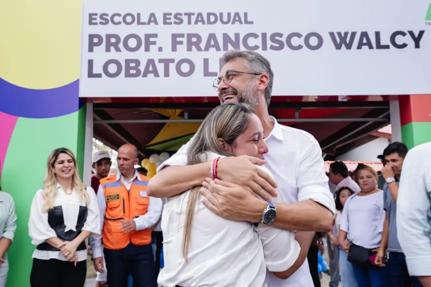 'Nunca se construiu e se reconstruiu tantas escolas no Amapá como agora', afirma governador Clécio ao entregar 35⁰ escola da gestão, em Santana