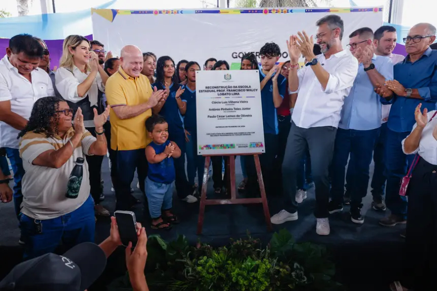 'Nunca se construiu e se reconstruiu tantas escolas no Amapá como agora', afirma governador Clécio ao entregar 35⁰ escola da gestão, em Santana